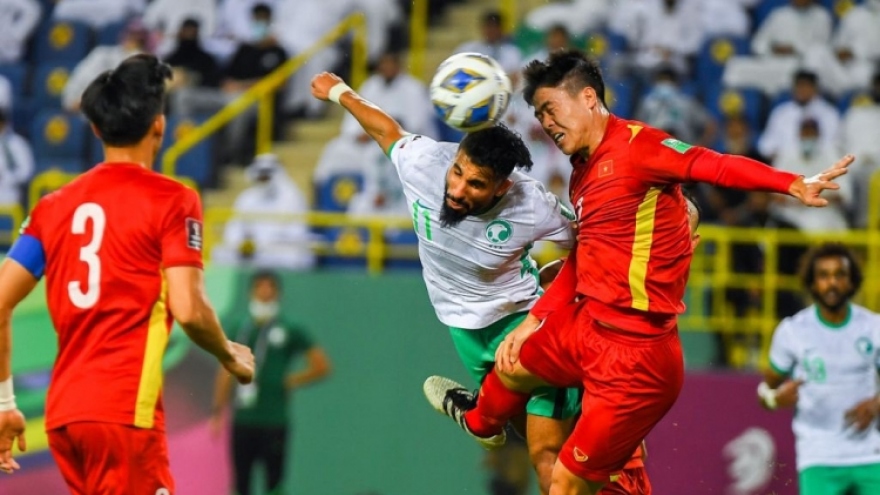 10-man Vietnam overwhelmed 1-3 by hosts Saudi Arabia in WC qualifier